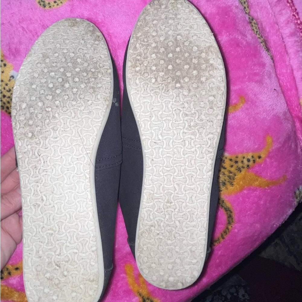 TOMS Women's Classic Black Loafers 7.5 - Picture 5 of 5